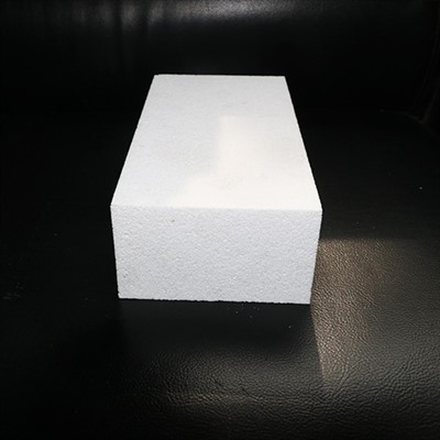 Какъв е съставът на силициево-карбидния прът?